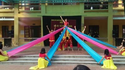 HỘI THI VĂN NGHỆ CỦA KHỐI 10 CHÀO MỪNG NGÀY NHÀ GIÁO VIỆT NAM 20/11/2019