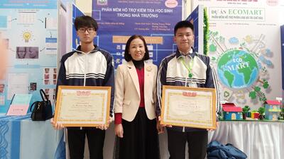 Giáo viên và học sinh trường THPT Nguyễn Trung Ngạn tích cực tham gia cuộc thi Khoa học kĩ thuật