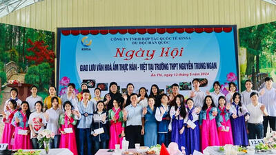 Giao lưu văn hóa ẩm thực Việt - Hàn tại Trường THPT Nguyễn Trung Ngạn