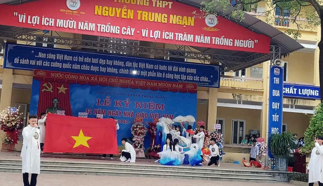 Hoạt động kỉ niệm20.11