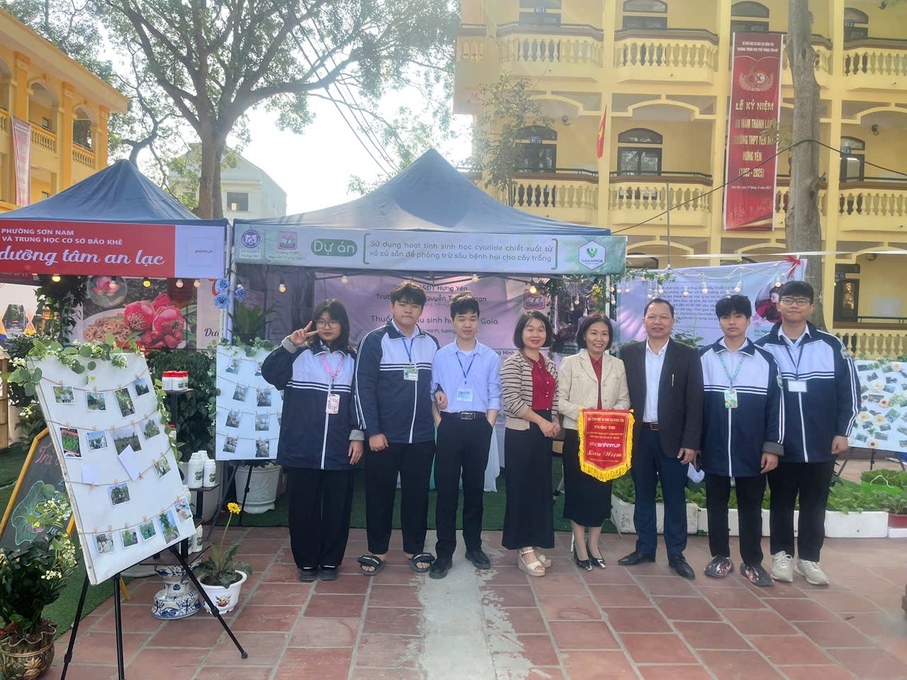 Cuộc thi "Học sinh phổ thông với ý tưởng khởi nghiệp" tỉnh Hưng Yên năm 2025: Nơi ươm mầm tài năng và sáng tạo